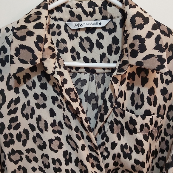 Zara Beige and Brown Animal Print Wrap Dress Size Small (S) - Picture 2 of 6